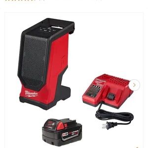 Milwaukee Red Portable Speaker Set